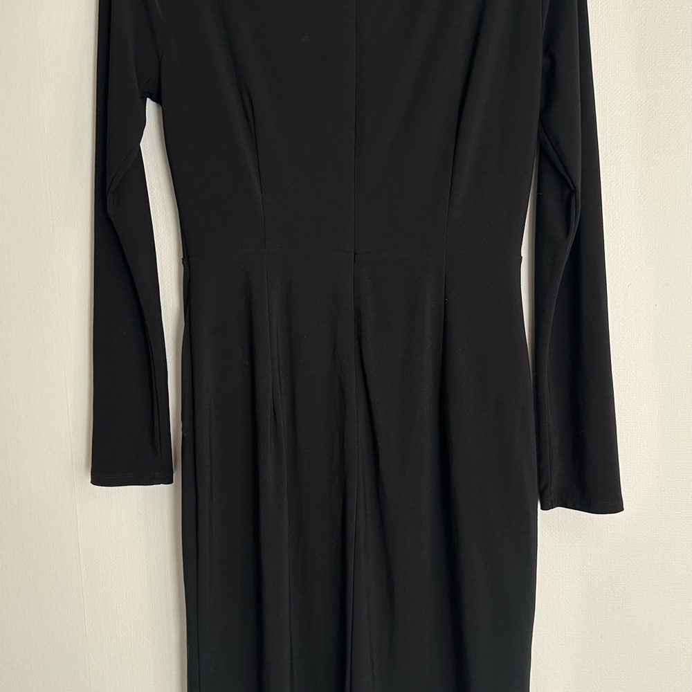 WHITE HOUSE BLACK MARKET Long Sleeve Black Twist Sheath Dress Travel Office | 6 - Picture 6 of 11